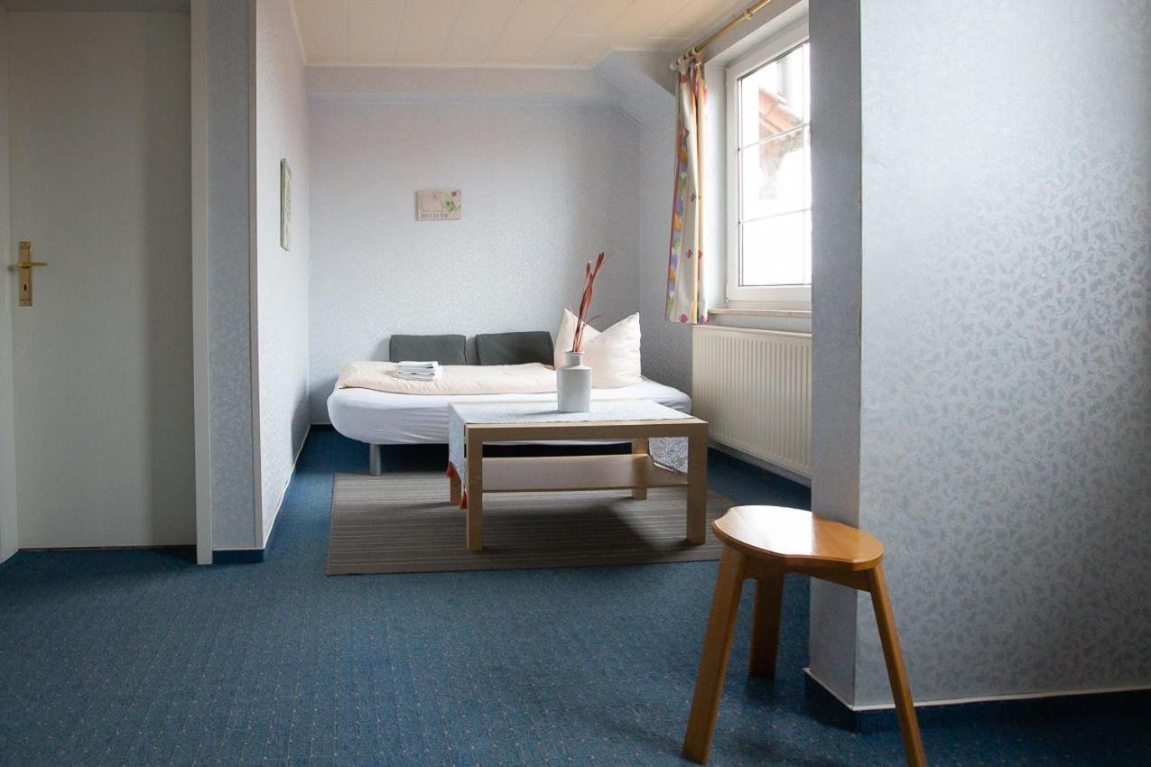 Hotel Dolgesheim מראה חיצוני תמונה