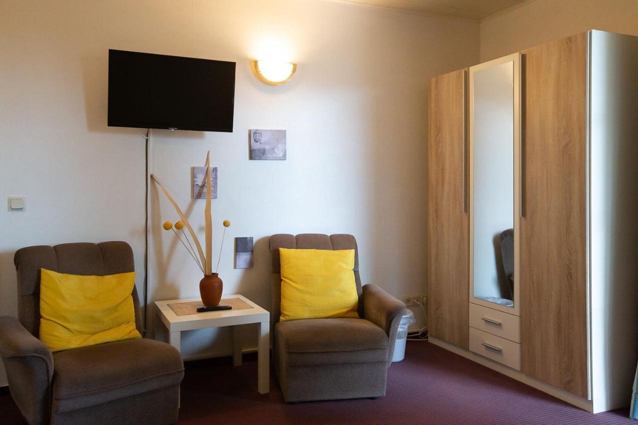Hotel Dolgesheim מראה חיצוני תמונה