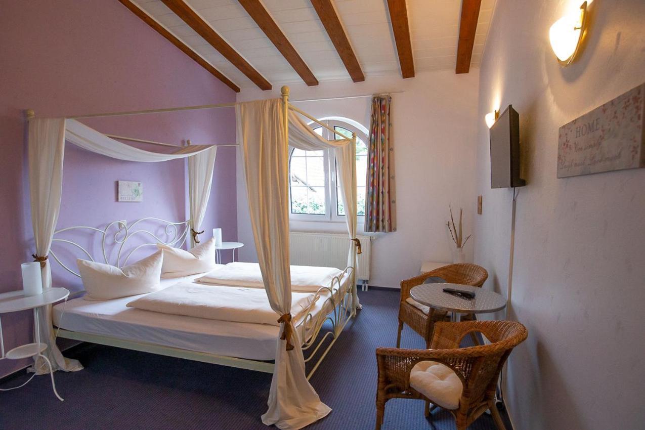 Hotel Dolgesheim מראה חיצוני תמונה