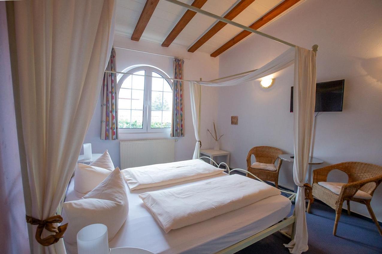 Hotel Dolgesheim מראה חיצוני תמונה